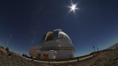 Du Pont telescope at Las Campanas Observatory 