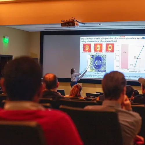 Alycia Weinberger Presents to Postdocs